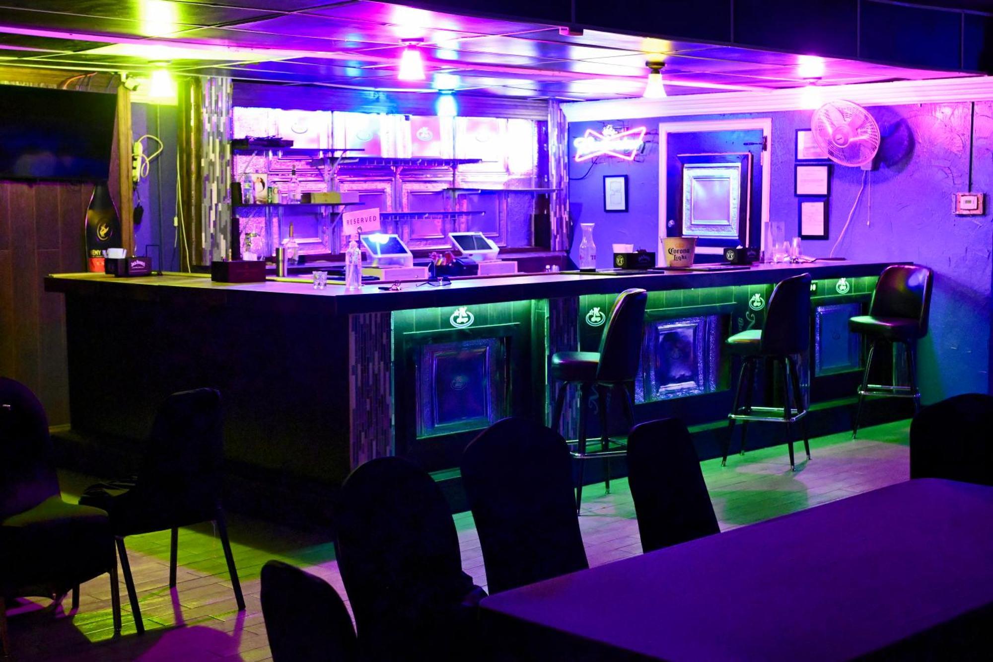 ארלינגטון R Nite Star Inn And Suites -Home Of The Cowboys & Rangers מראה חיצוני תמונה