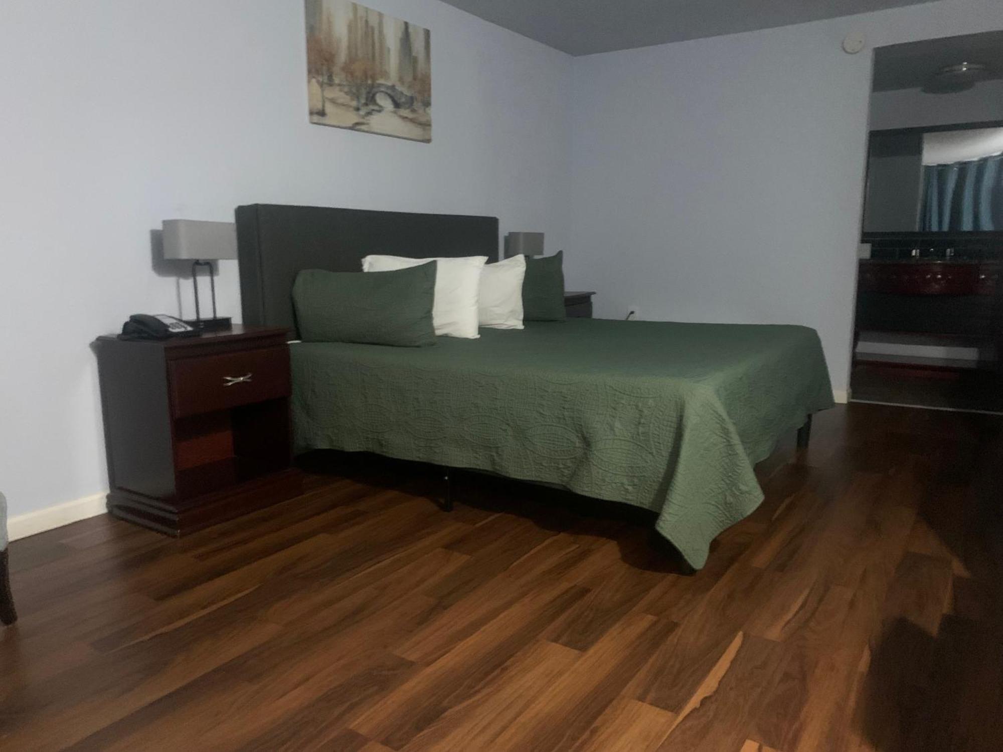 ארלינגטון R Nite Star Inn And Suites -Home Of The Cowboys & Rangers מראה חיצוני תמונה