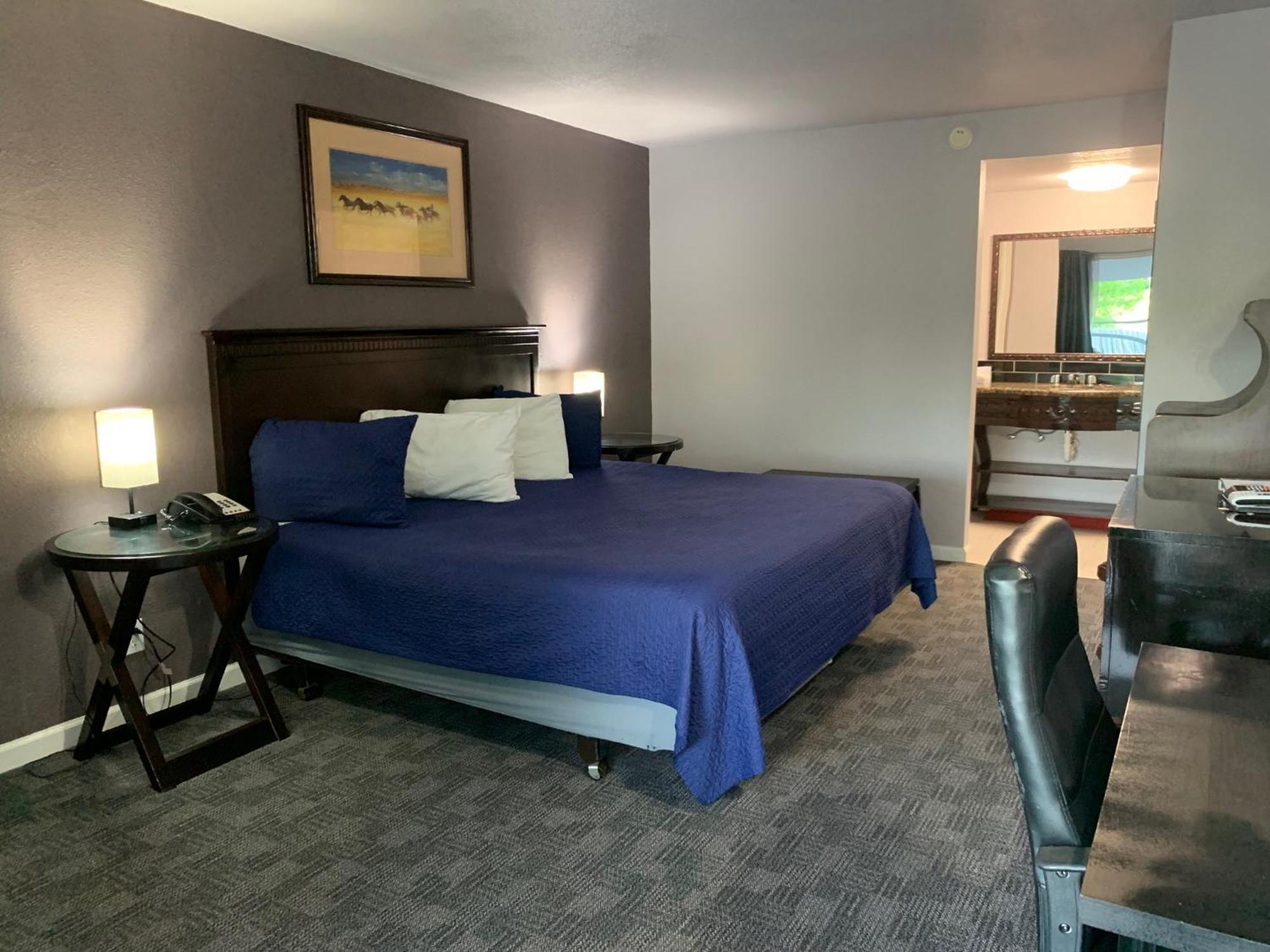 ארלינגטון R Nite Star Inn And Suites -Home Of The Cowboys & Rangers מראה חיצוני תמונה